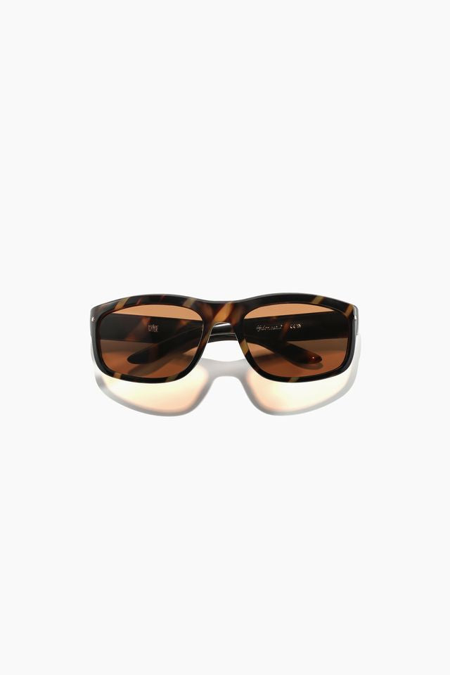 ryder ; tigers eye / hazelnut