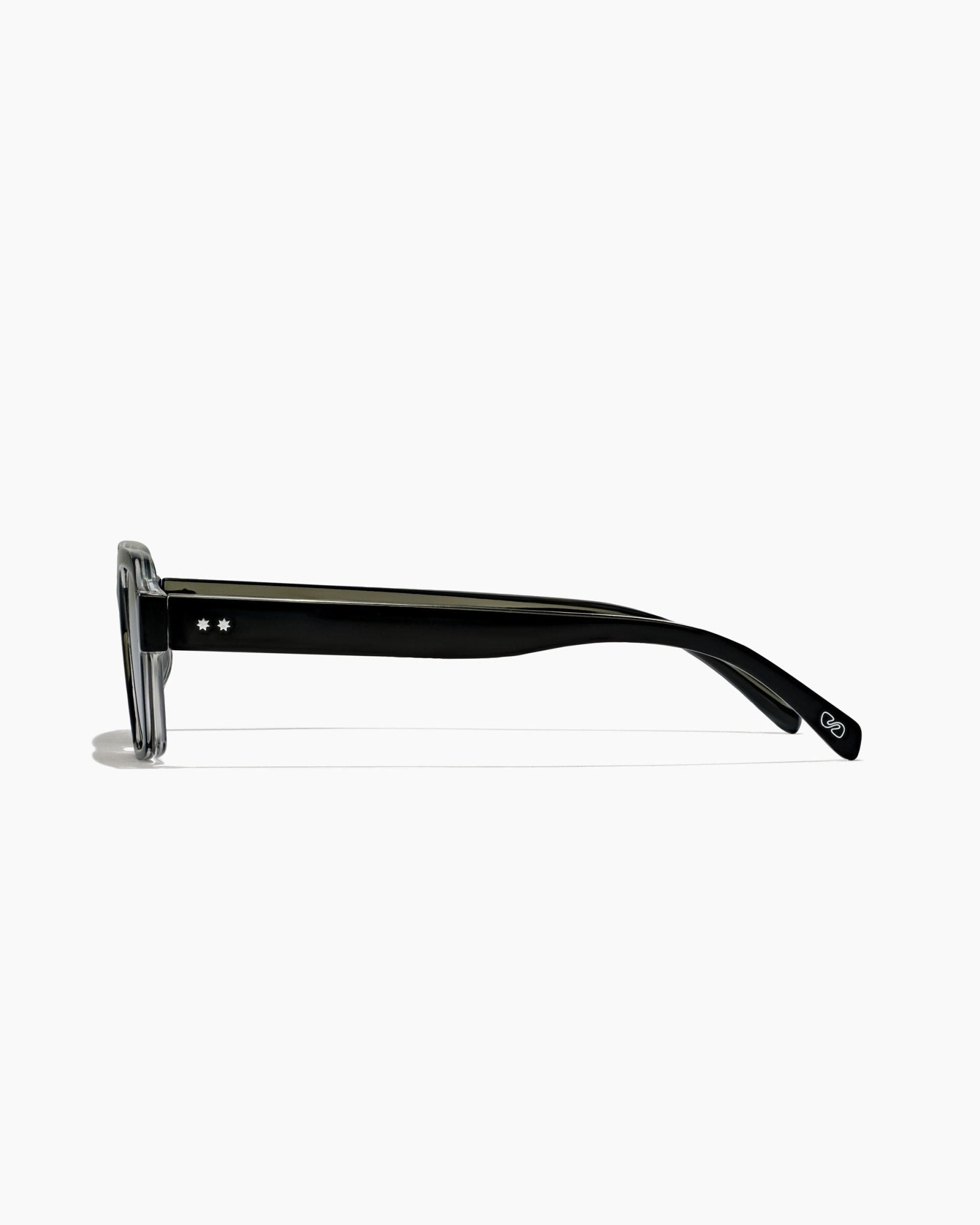 booth ; elysium double black / ink polarised – szade japan 公式サイト