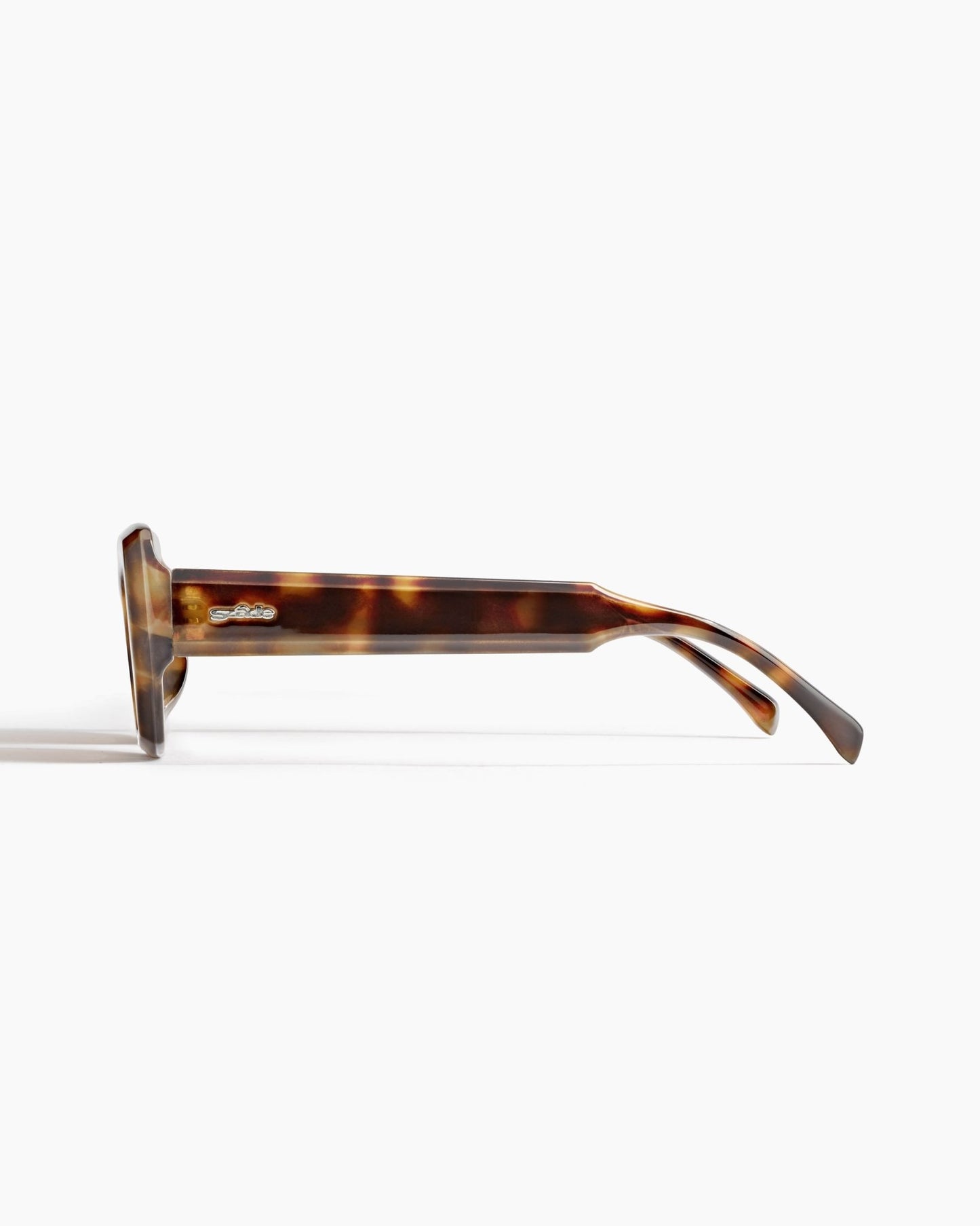 banks ; cape tortoise / hustler brown polarized