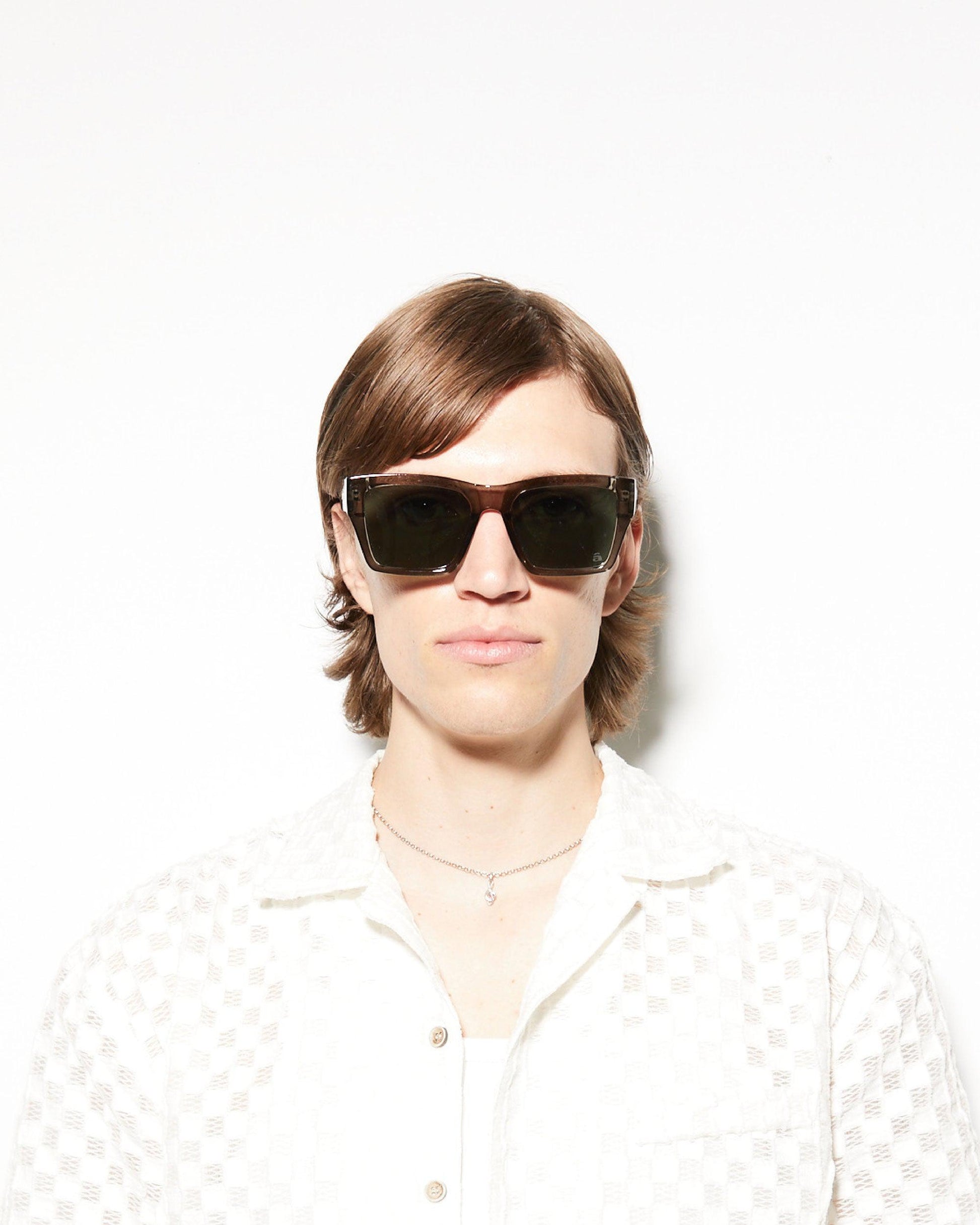 sharp ; vapour / moss polarised - szade japan